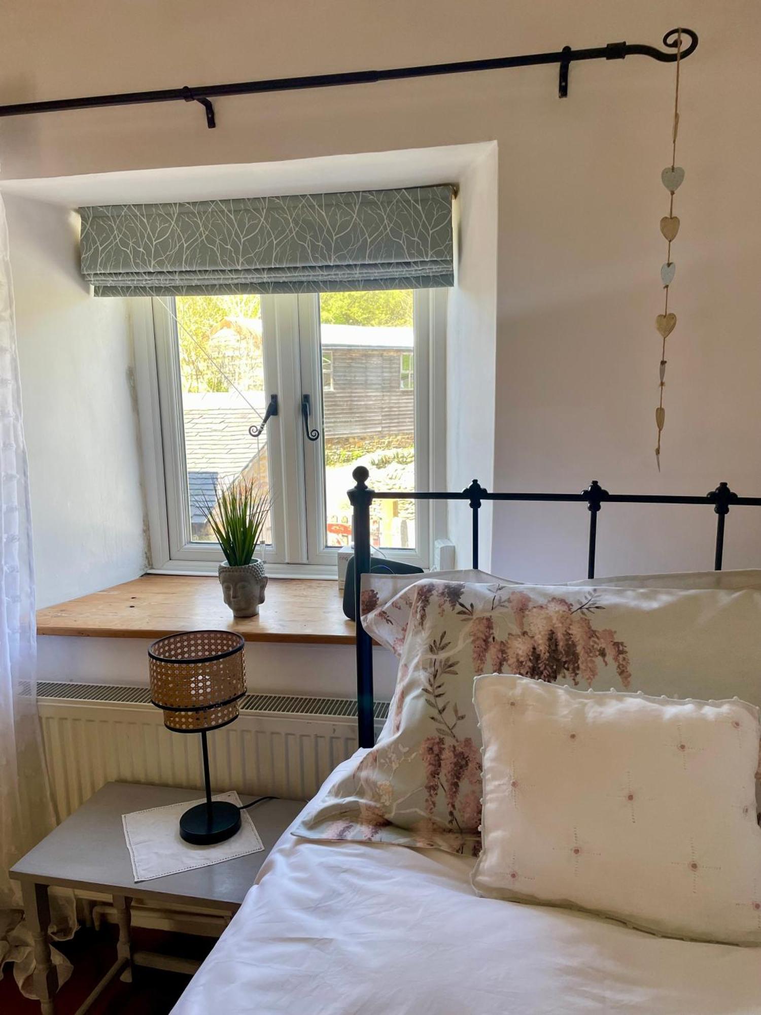 Honeysuckle Cottage Longnor  Exterior photo